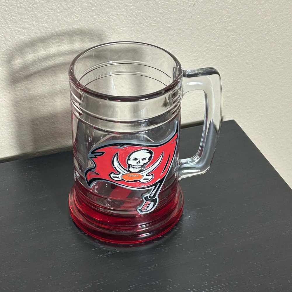 Tampa Bay Buccaneers NFL Clear Beer Stein,  Mug  Design, Raised 3D Logo